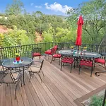 3 Bedroom - 5 Min. Walk To Canyon Rd. - Adobe Dream