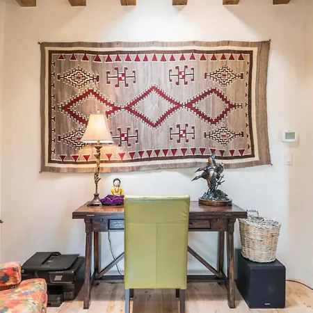 3 Bedroom - 5 Min. Walk To Canyon Rd. - Adobe Dream Santa Fe